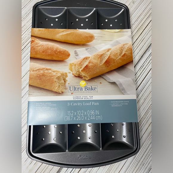 Two Pans Wilton 3 Cavity Loaf Pan Professional Bread Baguette Pan Carbon - Picture 2 of 5